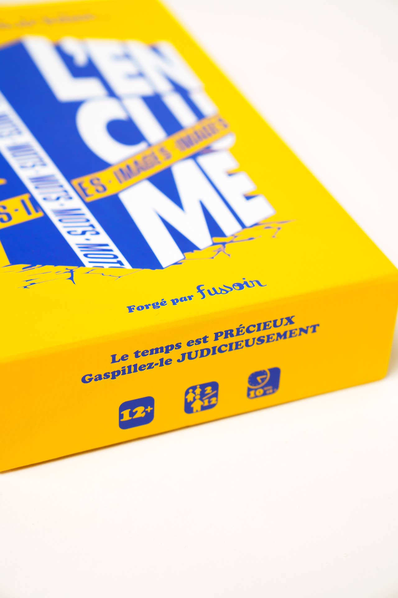 L’Enclume et Images, le jeu de société lourd avec des images